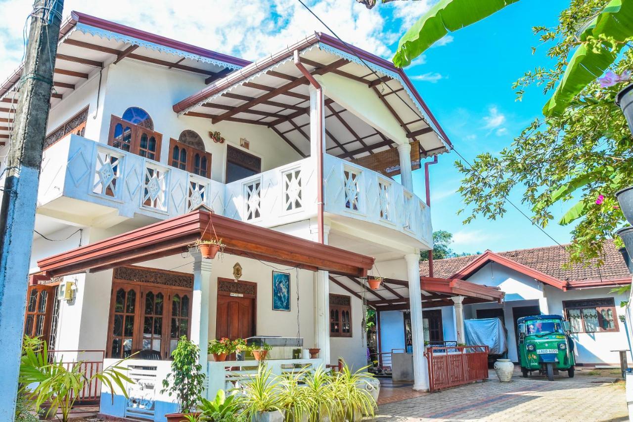 Rashmi Homestay Balapitiya Exterior photo